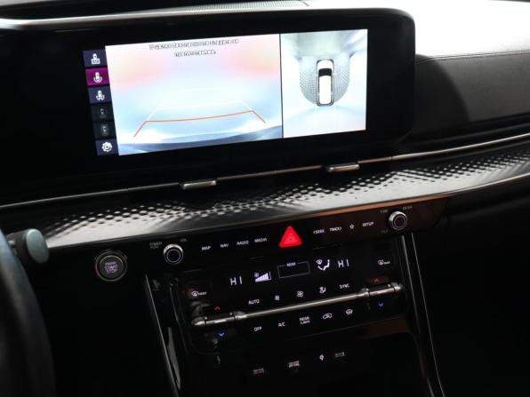 Kia Carnival IV с пробегом 2021 года, цена 3 600 000 рублей, 70750 км, минивэн, Автокод Объявления