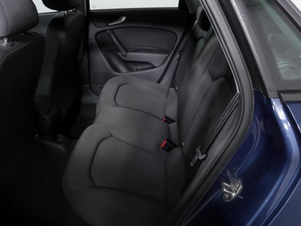 Audi A1 I (8X) с пробегом 2014 года, цена 1 279 000 рублей, 81929 км, хэтчбек, Автокод Объявления