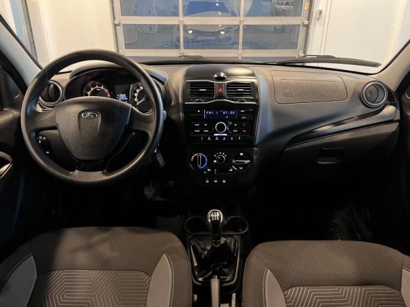 Lada (ВАЗ) Granta I Рестайлинг с пробегом 2023 года, цена 975 000 рублей, 61641 км, лифтбек, Автокод Объявления