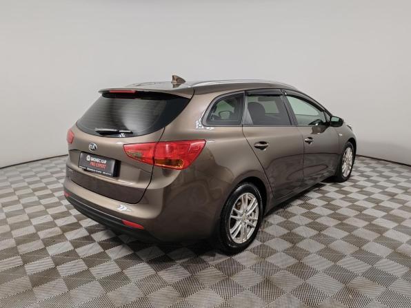 Kia Ceed II Рестайлинг с пробегом 2017 года, цена 1 199 000 рублей, 140434 км, универсал, Автокод Объявления