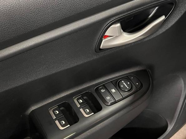 Kia Rio IV с пробегом 2019 года, цена 1 449 990 рублей, 76017 км, седан, Автокод Объявления