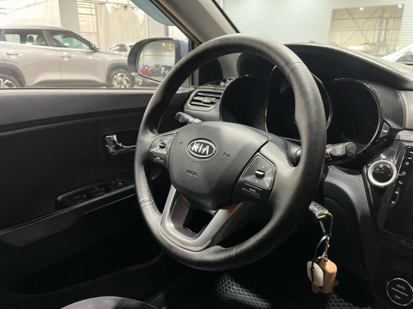 Kia Rio III с пробегом 2013 года, цена 722 000 рублей, 275150 км, седан, Автокод Объявления