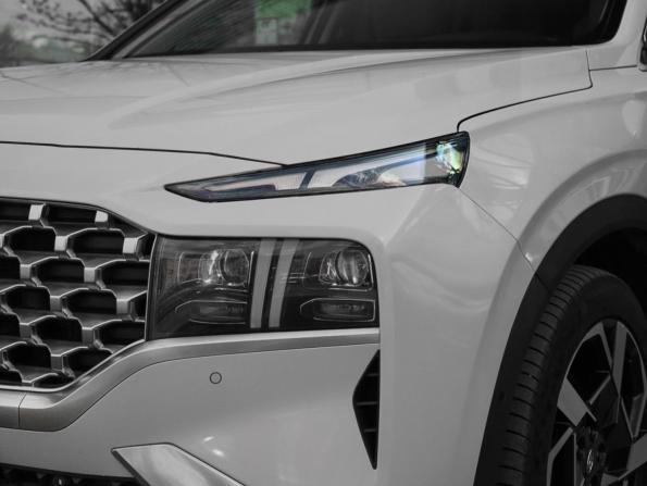 Hyundai Santa Fe IV Рестайлинг с пробегом 2021 года, цена 4 070 000 рублей, 56855 км, внедорожник, Автокод Объявления