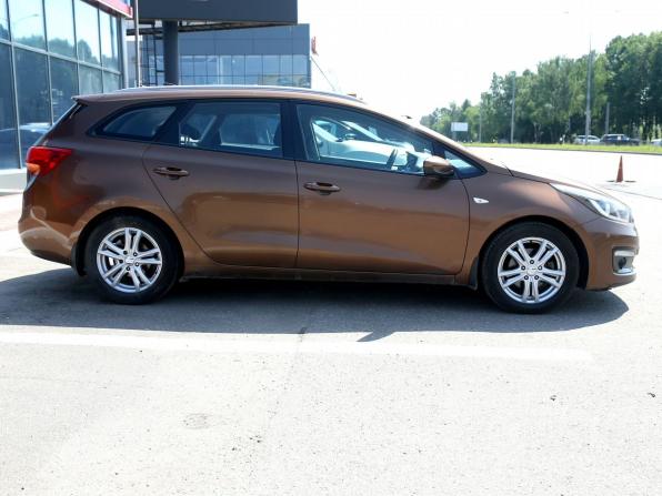 Kia Ceed II Рестайлинг с пробегом 2017 года, цена 1 150 000 рублей, 192000 км, универсал, Автокод Объявления