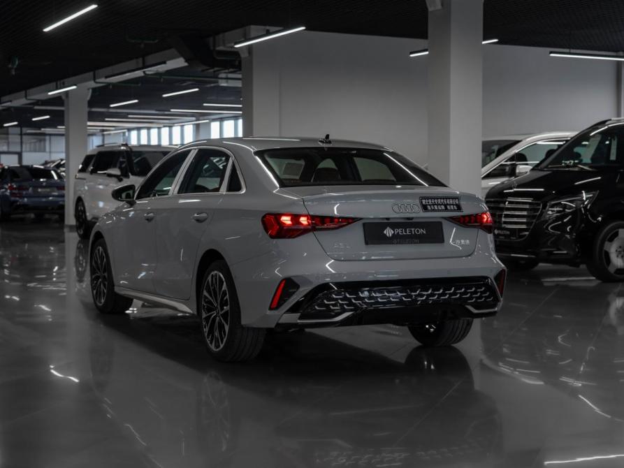 Audi A3 IV (8Y) Рестайлинг Москва  - изображение 4