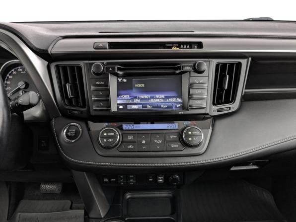 Toyota RAV4 IV (XA40) Рестайлинг с пробегом 2016 года, цена 2 750 000 рублей, 107294 км, внедорожник, Автокод Объявления