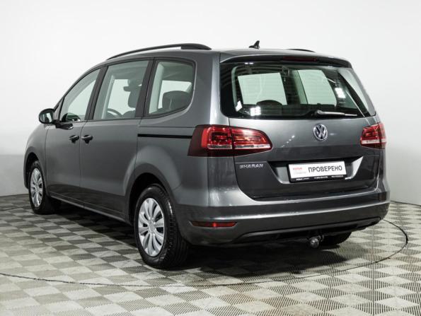 Volkswagen Sharan II Рестайлинг с пробегом 2019 года, цена 2 850 000 рублей, 137729 км, минивэн, Автокод Объявления