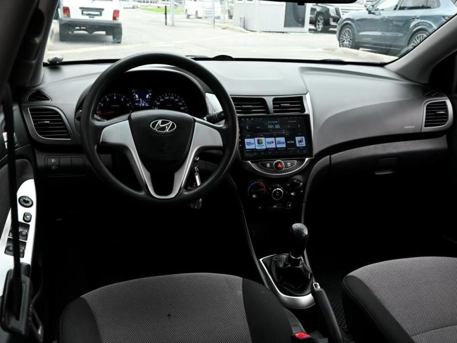 Hyundai Solaris I Волгоград  - изображение 6
