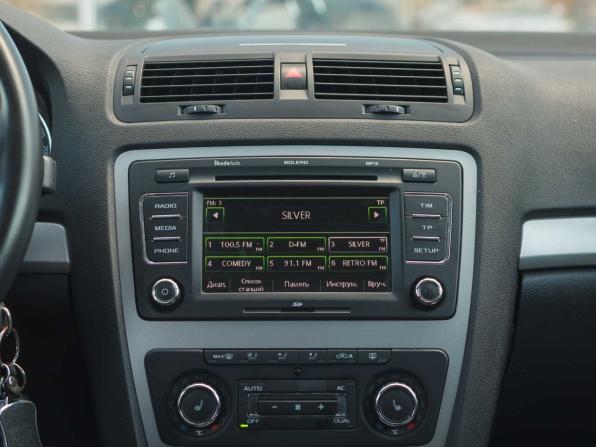 Skoda Octavia II (A5) Рестайлинг с пробегом 2012 года, цена 900 000 рублей, 166758 км, лифтбек, Автокод Объявления