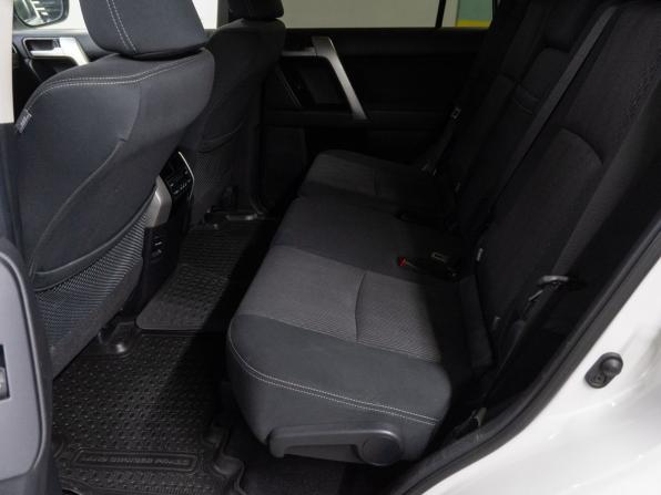Toyota Land Cruiser Prado 150 Series Рестайлинг 2 с пробегом 2017 года, цена 4 899 000 рублей, 75857 км, внедорожник, Автокод Объявления