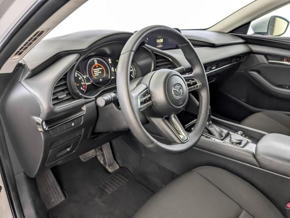 Mazda 3 IV (BP) с пробегом 2019 года, цена 1 935 000 рублей, 87602 км, седан, Автокод Объявления