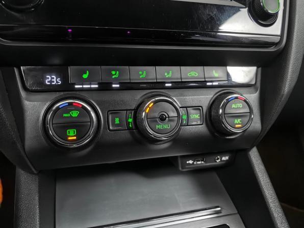 Skoda Octavia III (A7) с пробегом 2015 года, цена 1 485 000 рублей, 130777 км, лифтбек, Автокод Объявления