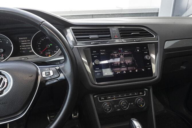 Volkswagen Tiguan II с пробегом 2018 года, цена 2 323 000 рублей, 133000 км, внедорожник, Автокод Объявления