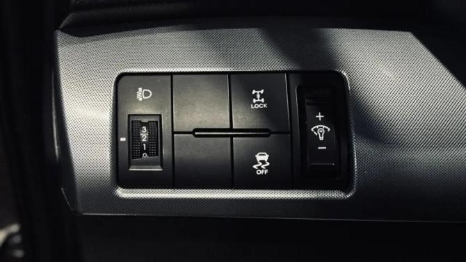 Kia Sorento II Рестайлинг с пробегом 2015 года, цена 1 650 000 рублей, 182000 км, внедорожник, Автокод Объявления