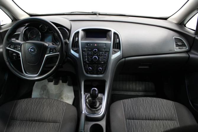Opel Astra J Рестайлинг с пробегом 2012 года, цена 679 000 рублей, 241732 км, хэтчбек, Автокод Объявления