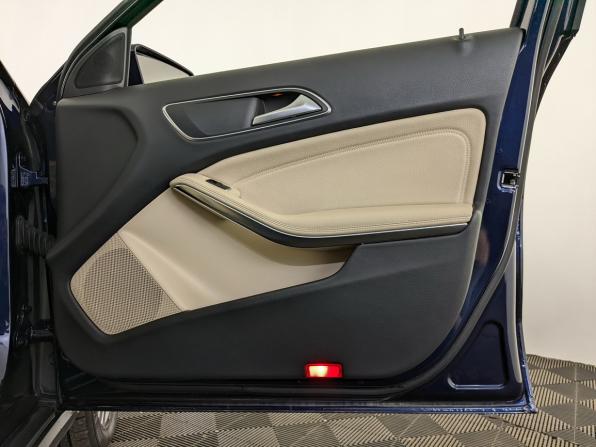 Mercedes-Benz GLA I (X156) с пробегом 2016 года, цена 2 078 000 рублей, 131650 км, внедорожник, Автокод Объявления