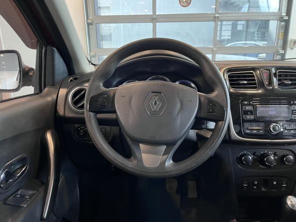Renault Logan II с пробегом 2014 года, цена 591 000 рублей, 178870 км, седан, Автокод Объявления