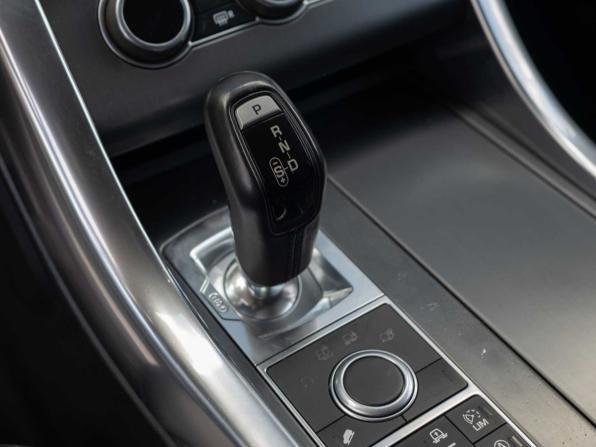 Land Rover Range Rover Sport II с пробегом 2017 года, цена 3 700 000 рублей, 208770 км, внедорожник, Автокод Объявления