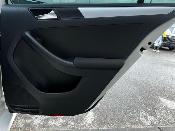 Volkswagen Jetta VI с пробегом 2012 года, цена 857 777 рублей, 222435 км, седан, Автокод Объявления
