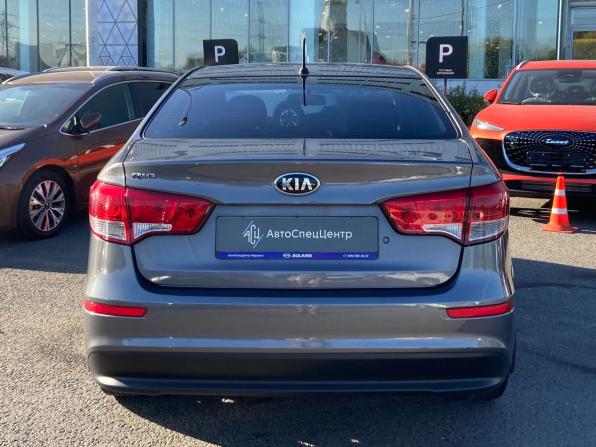 Kia Rio III Рестайлинг с пробегом 2016 года, цена 974 000 рублей, 137700 км, седан, Автокод Объявления