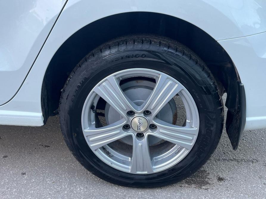 Volkswagen Polo V Рестайлинг Калуга  - изображение 7