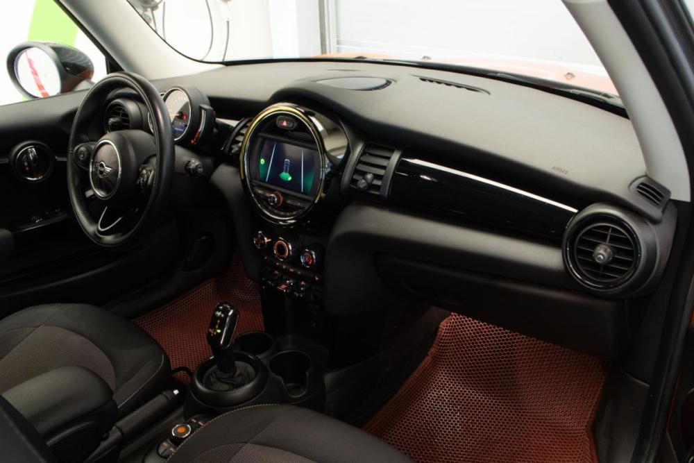 Mini Hatch III (F55/F56) Рестайлинг Москва  - изображение 9