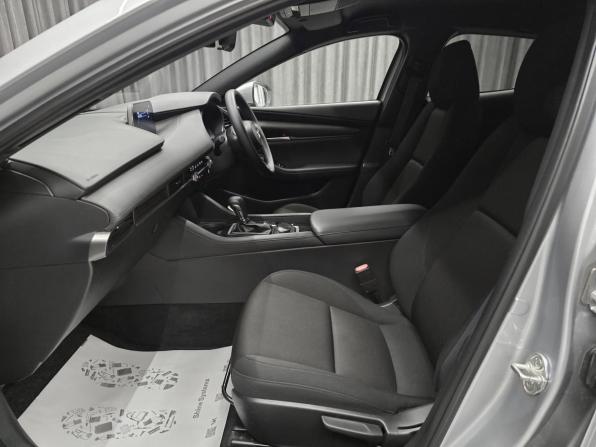 Mazda 3 IV (BP) с пробегом 2021 года, цена 1 670 000 рублей, 56000 км, хэтчбек, Автокод Объявления