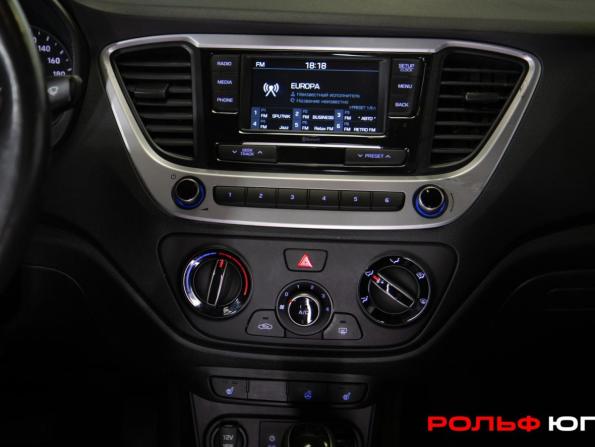 Hyundai Solaris II с пробегом 2017 года, цена 1 398 000 рублей, 45342 км, седан, Автокод Объявления