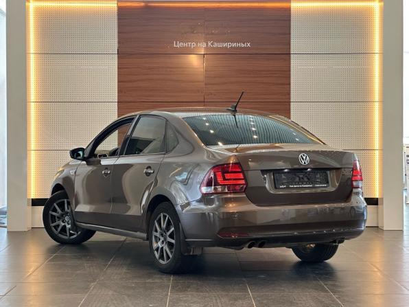 Volkswagen Polo V Рестайлинг с пробегом 2016 года, цена 1 299 900 рублей, 113331 км, седан, Автокод Объявления