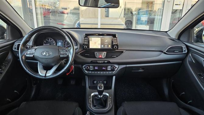 Hyundai i30 III Рестайлинг с пробегом 2019 года, цена 1 499 000 рублей, 101000 км, универсал, Автокод Объявления