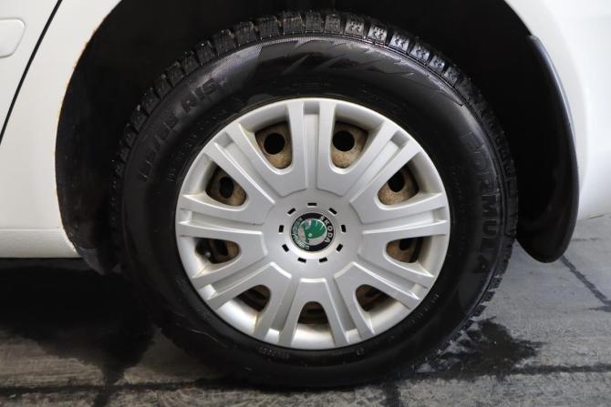 Skoda Octavia II (A5) Рестайлинг с пробегом 2012 года, цена 699 000 рублей, 204000 км, лифтбек, Автокод Объявления