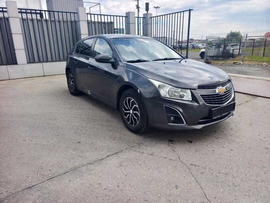 Chevrolet Cruze I Рестайлинг Самара  - изображение 3