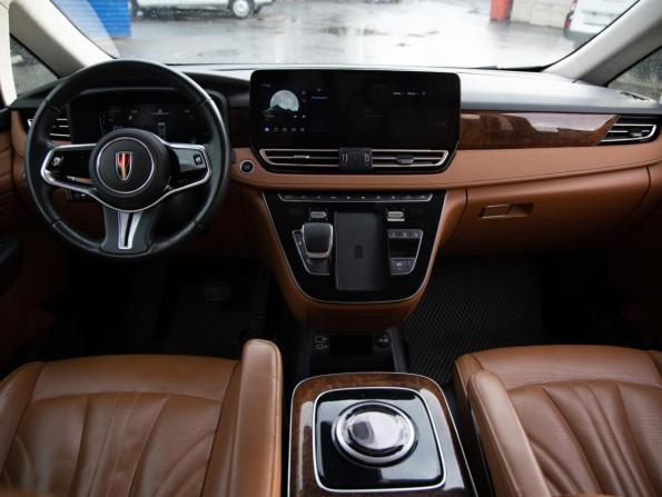 Hongqi HQ9 с пробегом 2022 года, цена 3 599 000 рублей, 112351 км, минивэн, Автокод Объявления