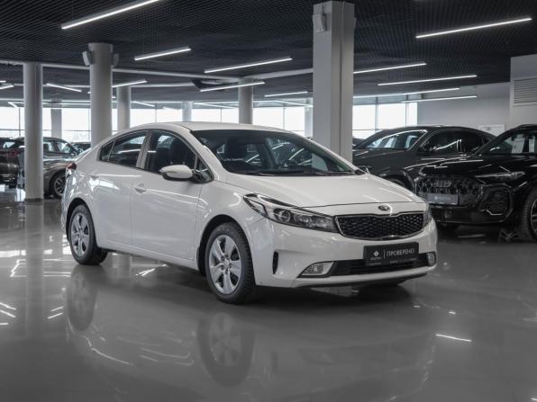 Kia Cerato III Рестайлинг (Classic) с пробегом 2019 года, цена 1 599 000 рублей, 75376 км, седан, Автокод Объявления