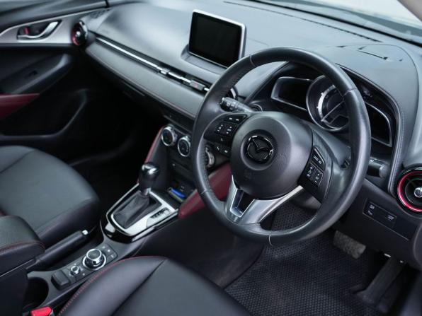 Mazda CX-3 I с пробегом 2015 года, цена 1 380 000 рублей, 92703 км, внедорожник, Автокод Объявления