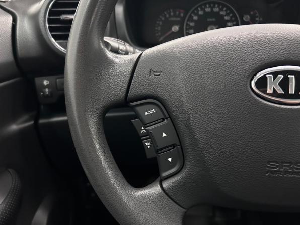 Kia Carens II (UN) с пробегом 2011 года, цена 829 000 рублей, 138639 км, минивэн, Автокод Объявления