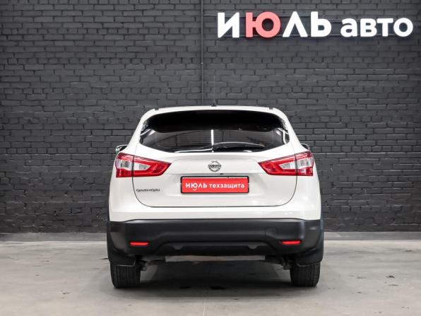 Nissan Qashqai II с пробегом 2014 года, цена 1 250 000 рублей, 173429 км, внедорожник, Автокод Объявления