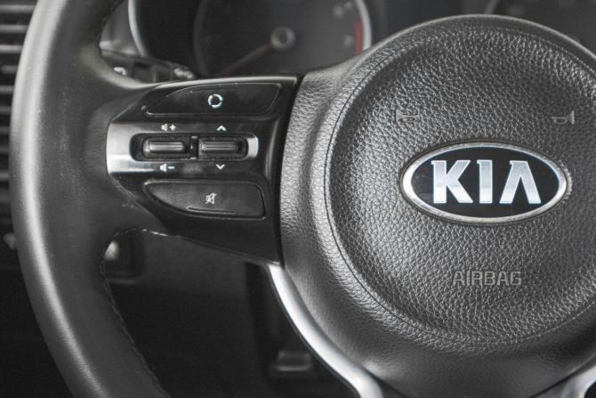 Kia Rio IV с пробегом 2020 года, цена 1 359 000 рублей, 256000 км, хэтчбек, Автокод Объявления