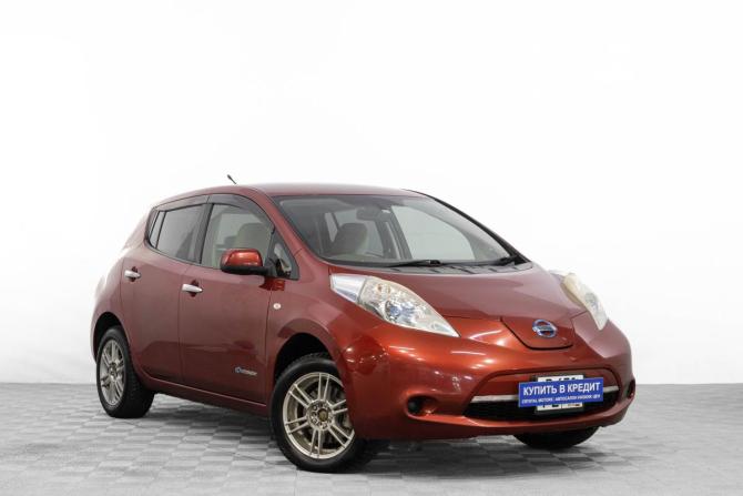 Nissan Leaf I (ZE0/AZE0) с пробегом 2013 года, цена 949 000 рублей, 230000 км, хэтчбек, Автокод Объявления