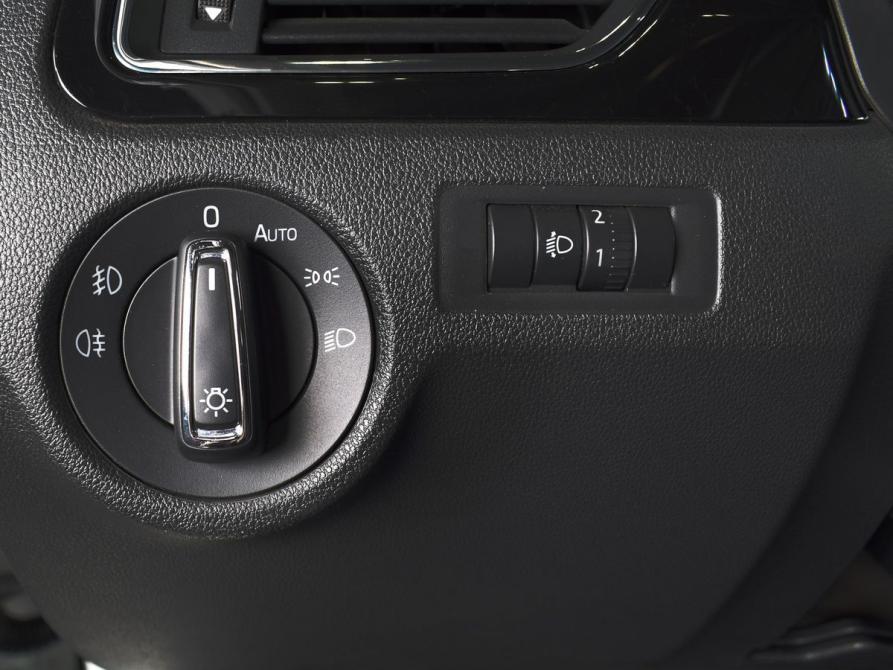 Skoda Rapid I Рестайлинг Кемерово  - изображение 19