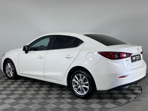 Mazda 3 III (BM) Рестайлинг с пробегом 2017 года, цена 1 450 000 рублей, 66003 км, седан, Автокод Объявления