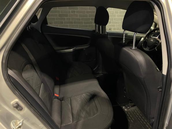Kia Ceed II с пробегом 2013 года, цена 950 000 рублей, 233753 км, хэтчбек, Автокод Объявления