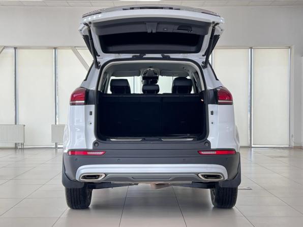 Geely Atlas Pro с пробегом 2024 года, цена 2 450 000 рублей, 23512 км, внедорожник, Автокод Объявления