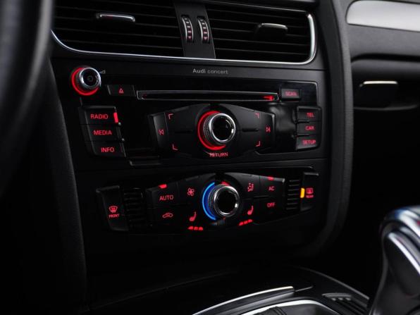 Audi A4 IV (B8) Рестайлинг с пробегом 2013 года, цена 1 279 977 рублей, 144835 км, седан, Автокод Объявления