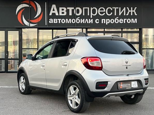 Renault Sandero II с пробегом 2017 года, цена 1 090 000 рублей, 127161 км, хэтчбек, Автокод Объявления