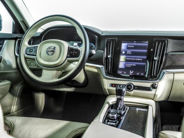 Volvo V90 Cross Country I с пробегом 2017 года, цена 2 580 000 рублей, 181249 км, универсал, Автокод Объявления