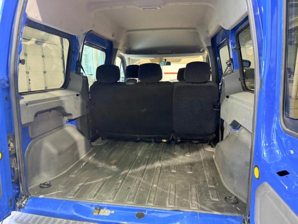 Ford Tourneo Connect I с пробегом 2005 года, цена 699 000 рублей, 158850 км, минивэн, Автокод Объявления