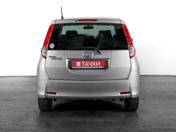 Toyota Passo Sette с пробегом 2009 года, цена 1 025 000 рублей, 96864 км, компактвэн, Автокод Объявления