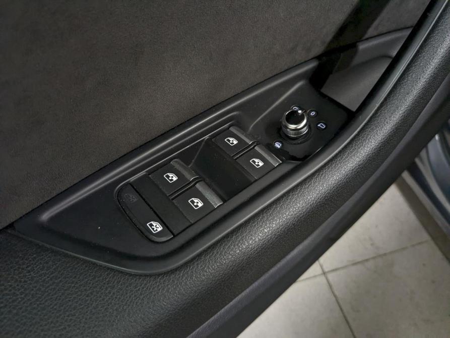 Audi A4 V (B9) Москва  - изображение 12
