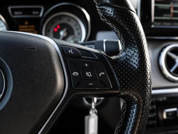 Mercedes-Benz GLA I (X156) с пробегом 2014 года, цена 1 595 000 рублей, 193817 км, внедорожник, Автокод Объявления
